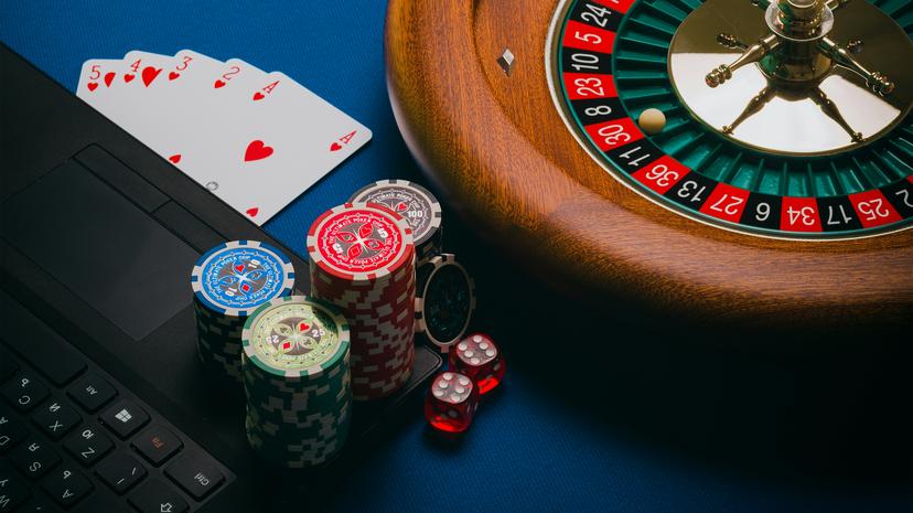 Casinos en Ligne basés sur la Cryptomonnaie vs Casinos en Ligne Traditionnels